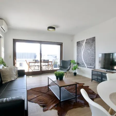 Apartment Penthouse By Hi5 -at The Of