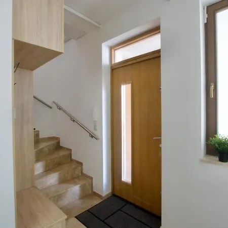 Penthouse By Hi5 -at The Of Apartment