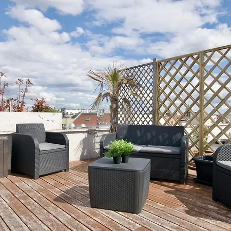 Penthouse By Hi5 -at The Of Apartment *