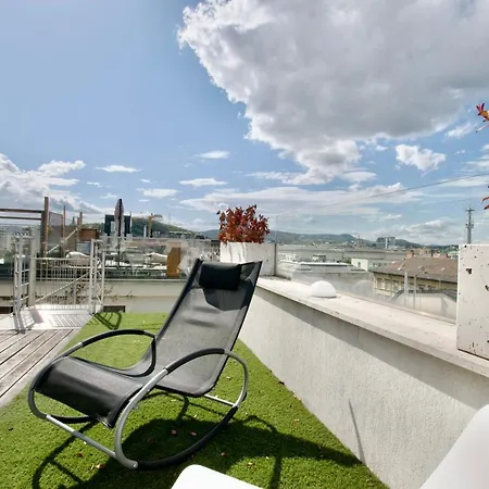 Penthouse By Hi5 -at The Of Budapest