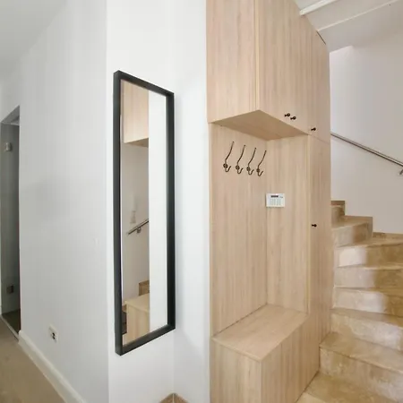 Penthouse By Hi5 -at The Of Apartment